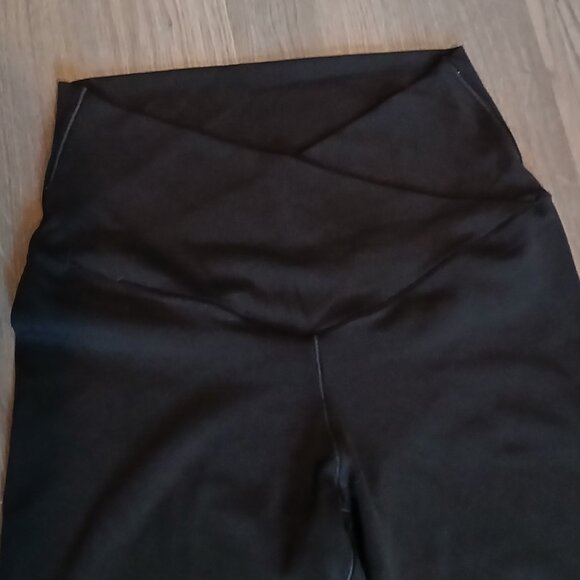 Aerie Real Me Super Flare Leggings - Picture 1 of 3